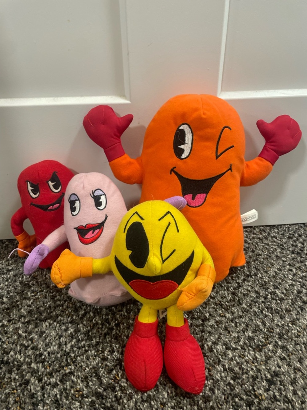 Vintage Y2K Pac-Man Plushies